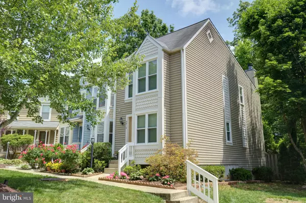 Alexandria, VA 22315,5919 SAINT GILES WAY