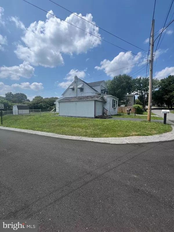 Upper Chichester, PA 19061,3904 GREENWOOD AVE