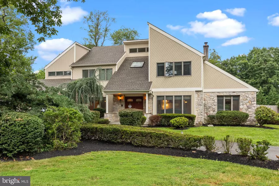 963 HUNT DR, Yardley, PA 19067