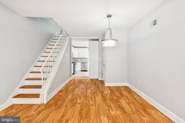 Philadelphia, PA 19104,857 N BROOKLYN ST