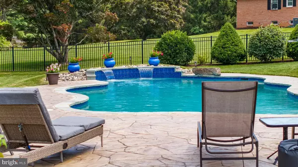 Glen Arm, MD 21057,4037 HOLLY KNOLL DR