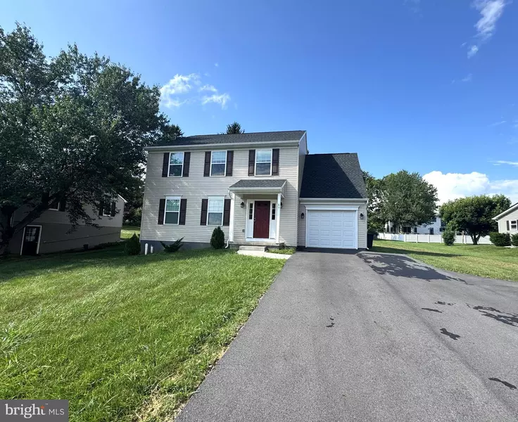 65 HILLSIDE DR, Lewistown, PA 17044