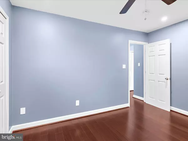 Pasadena, MD 21122,1083 VENA LN