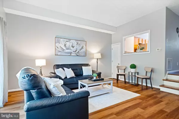 Springfield, VA 22152,8204 TORY RD #136