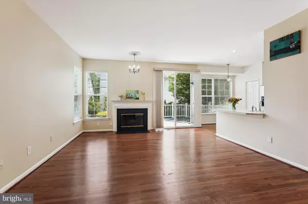 Montgomery Village, MD 20886,20322 SWALLOW POINT RD