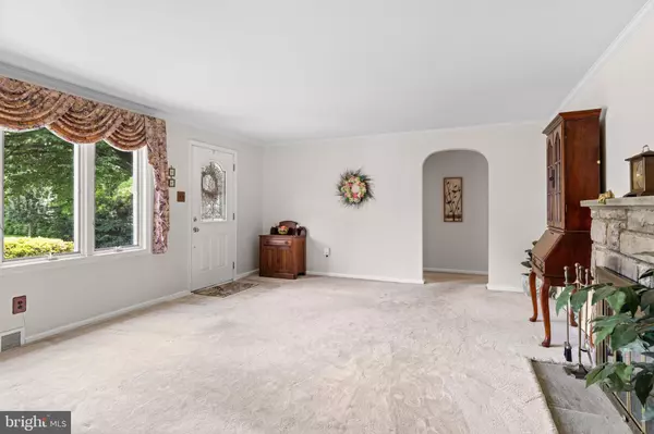 Glenside, PA 19038,738 HILLCREST AVE