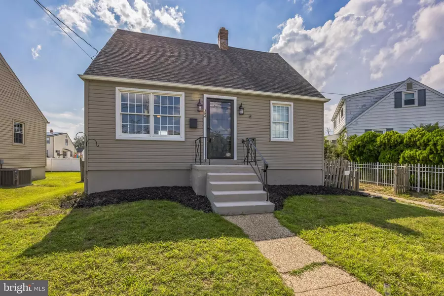 304 BERGEN AVE, Bellmawr, NJ 08031