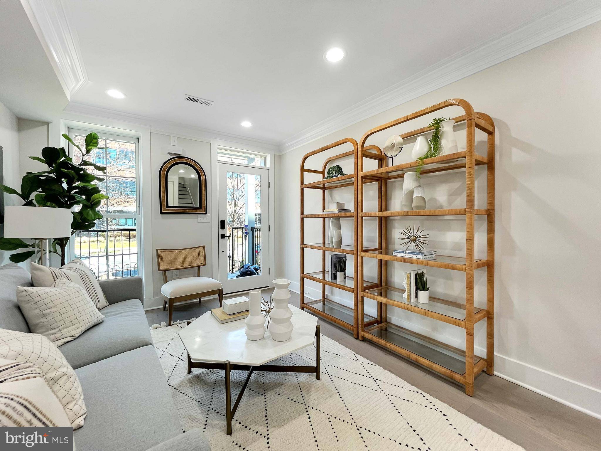Washington, DC 20003,407 12TH ST SE