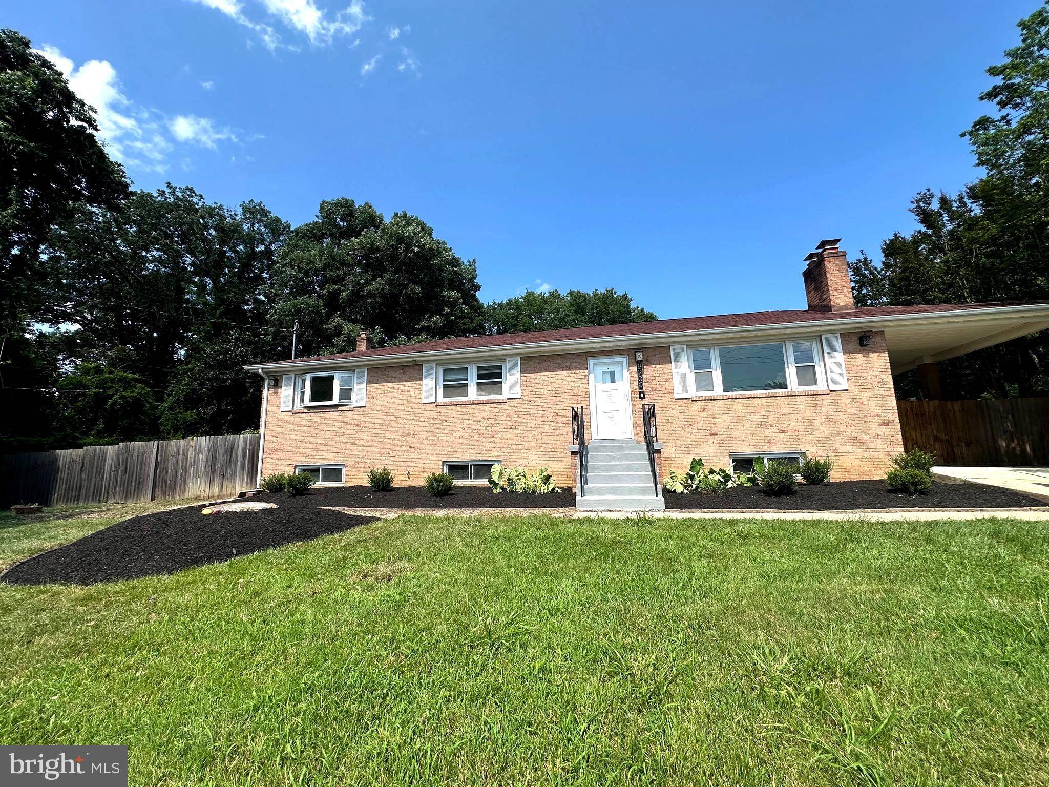 8200 BERNARD DR, Fort Washington, MD 20744