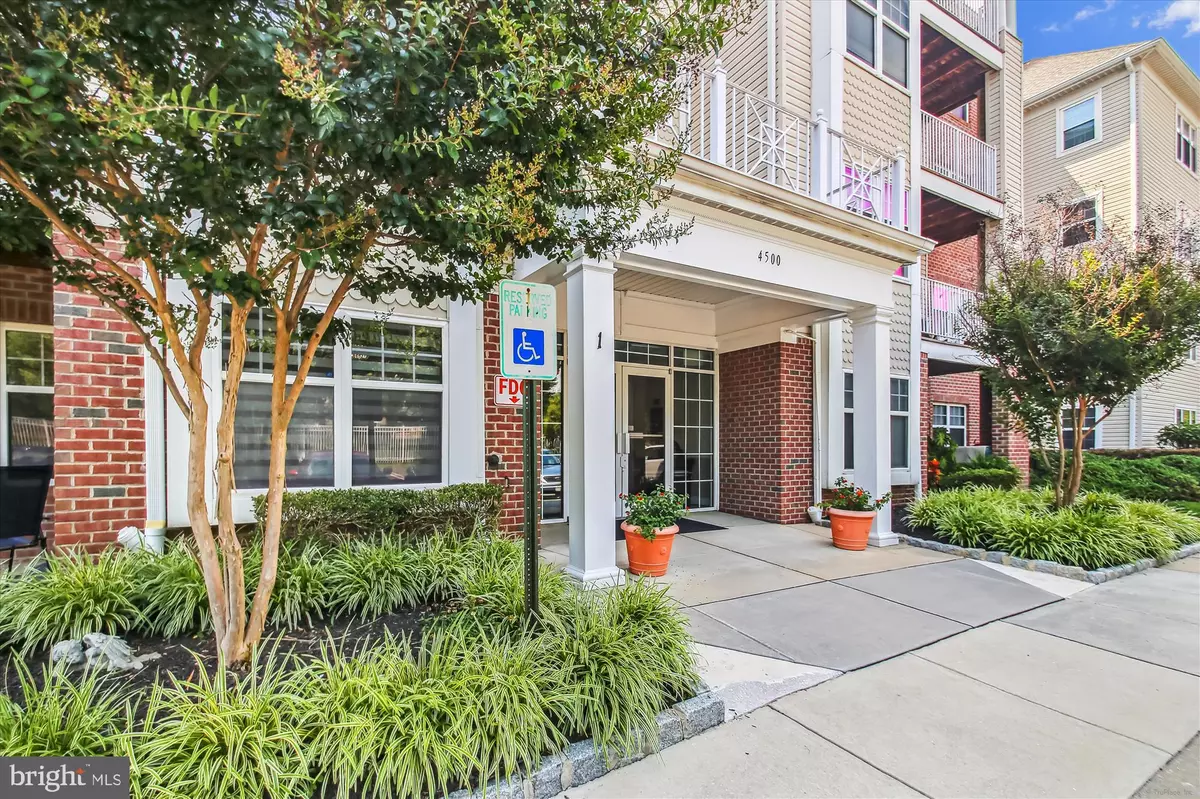 Owings Mills, MD 21117,4500 CHAUCER WAY #101