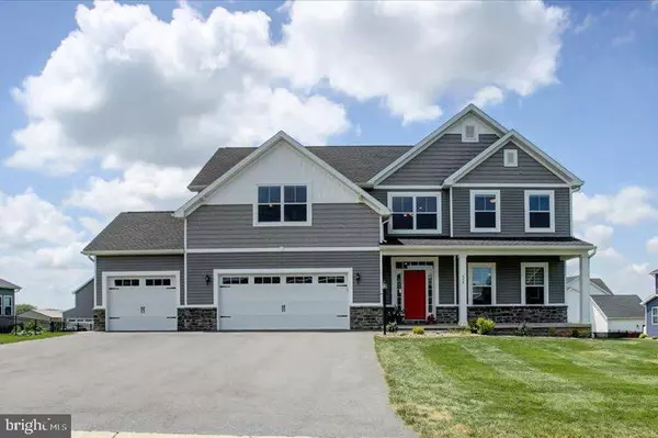 454 WINCHESTER DR, Chambersburg, PA 17202