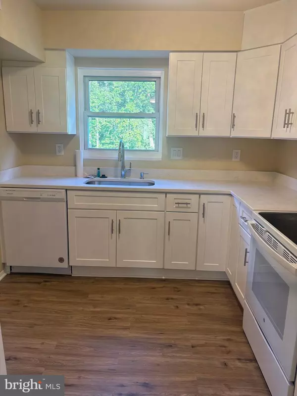 Fredericksburg, VA 22405,809 SLEDGEHAMMER DR