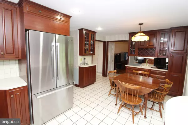 Media, PA 19063,2151 DAVIS DR