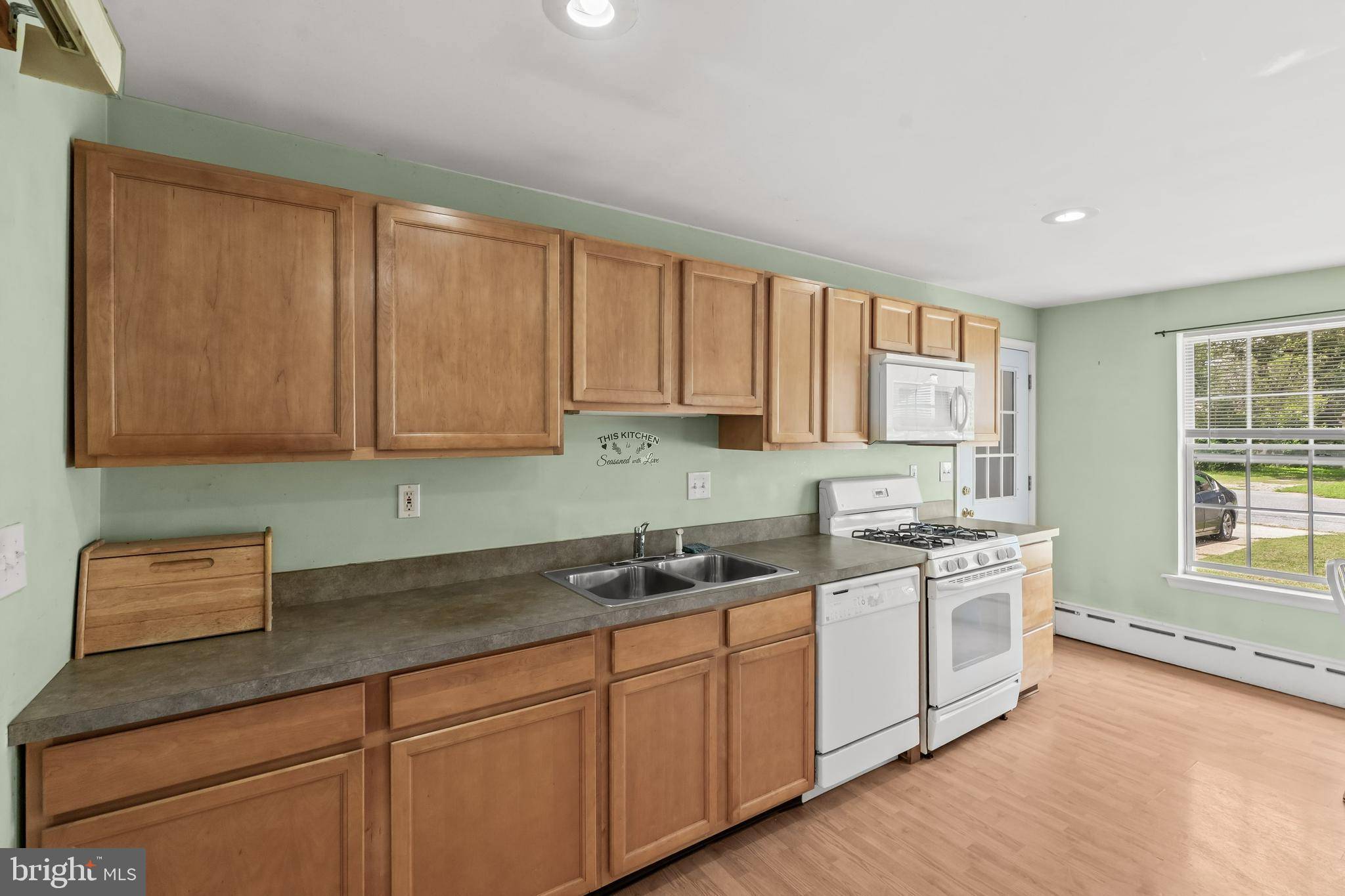 Pine Hill, NJ 08021,88 E 6TH AVE