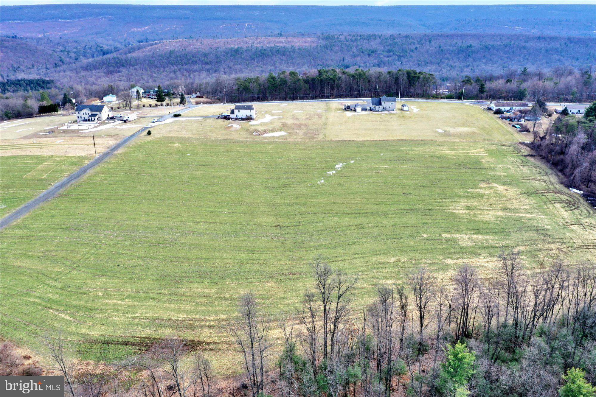 Auburn, PA 17922,28 S OAK ROAD