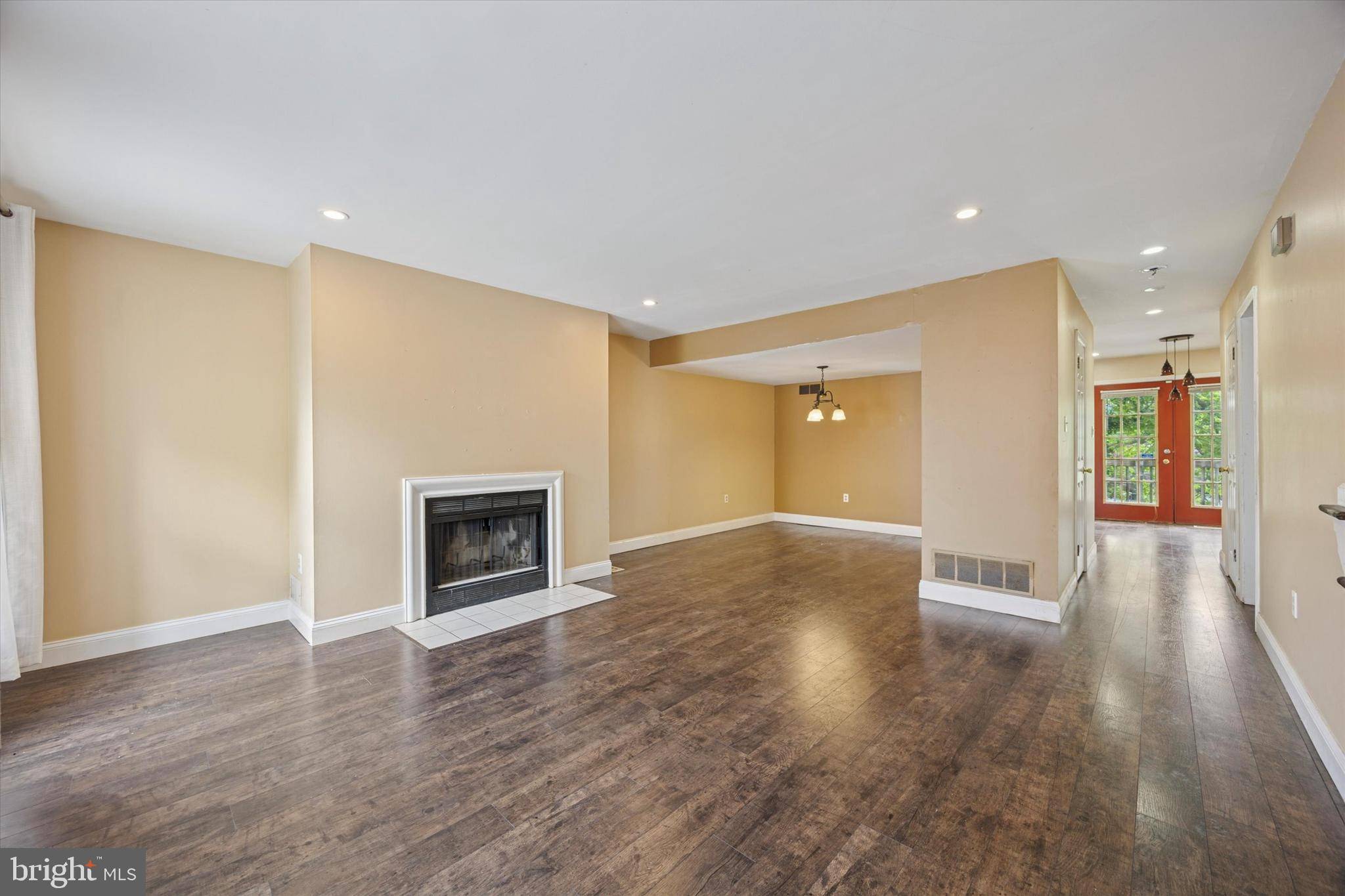 Philadelphia, PA 19144,5400 WISSAHICKON AVE #7