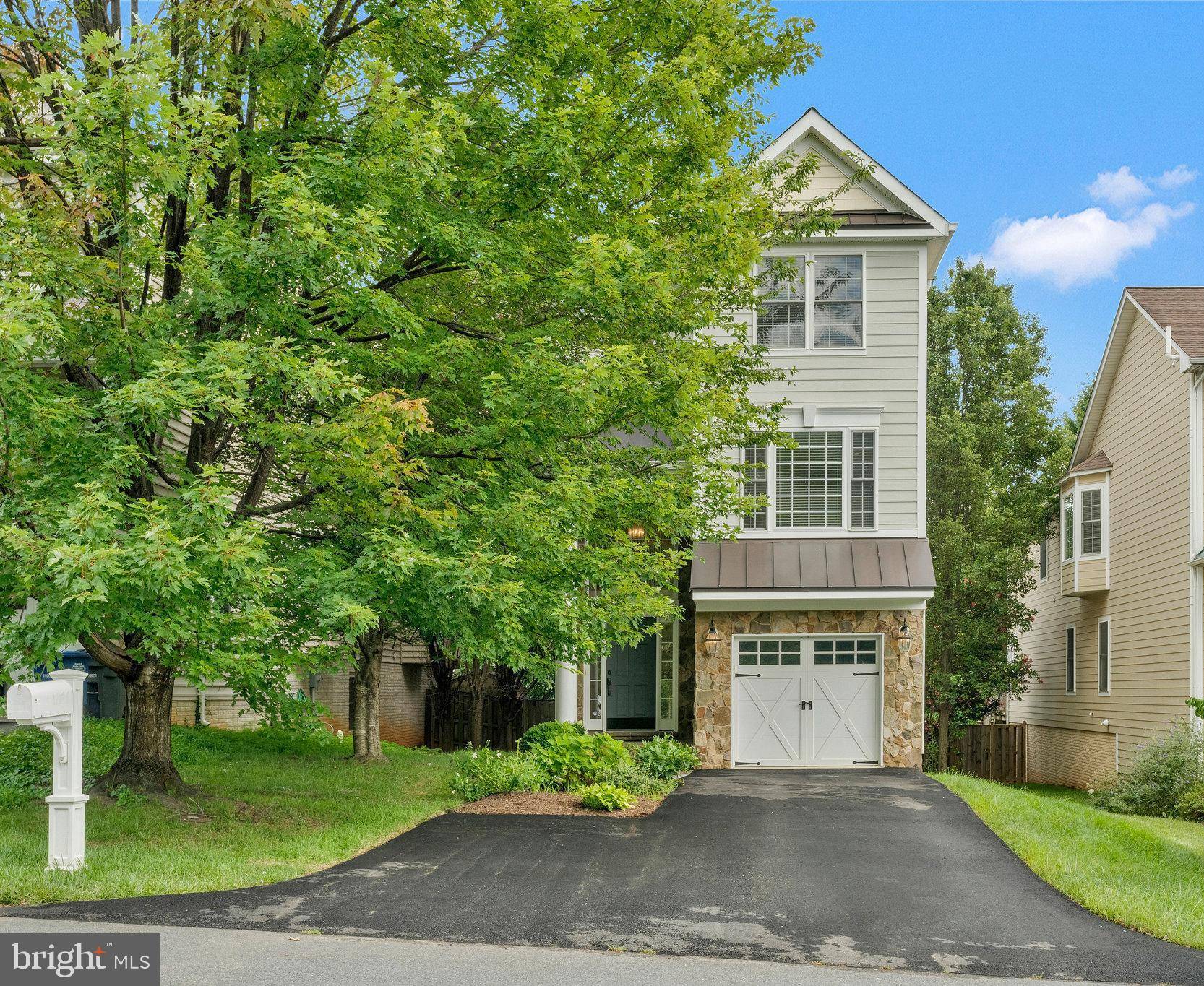 6919 WILLOW ST, Falls Church, VA 22046