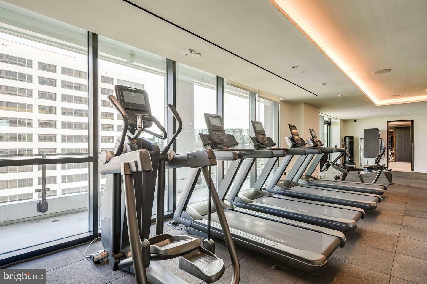 Mclean, VA 22102,1650 SILVER HILL DR #2209