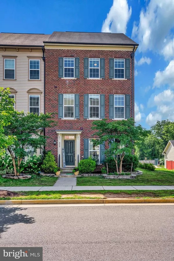 Stafford, VA 22554,829 BASSWOOD DR