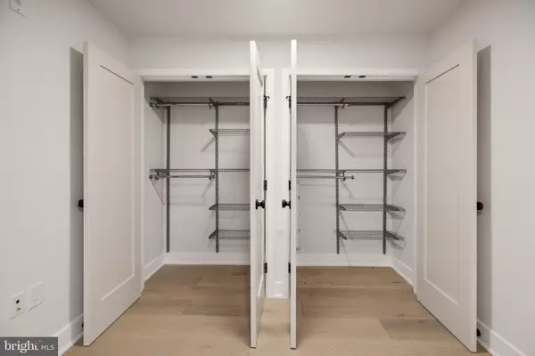 Washington, DC 20002,845 19TH ST NE #UNIT 6