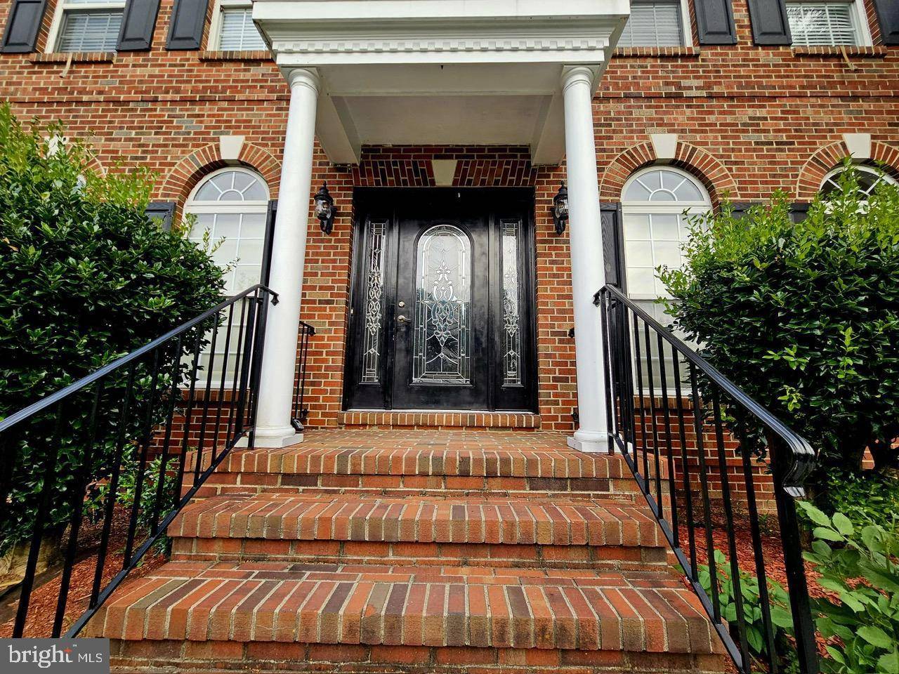 Stafford, VA 22554,8 COLONEL COLIN CT