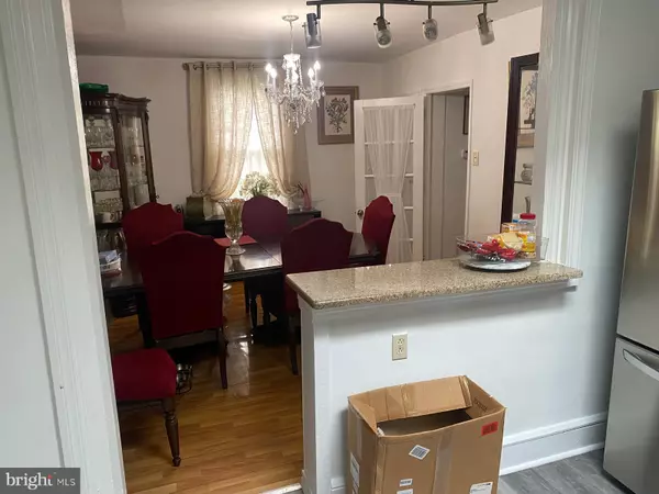 Elkins Park, PA 19027,7412 CEDAR LN