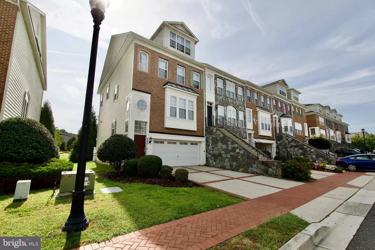 Upper Marlboro, MD 20774,420 ESMOND PL