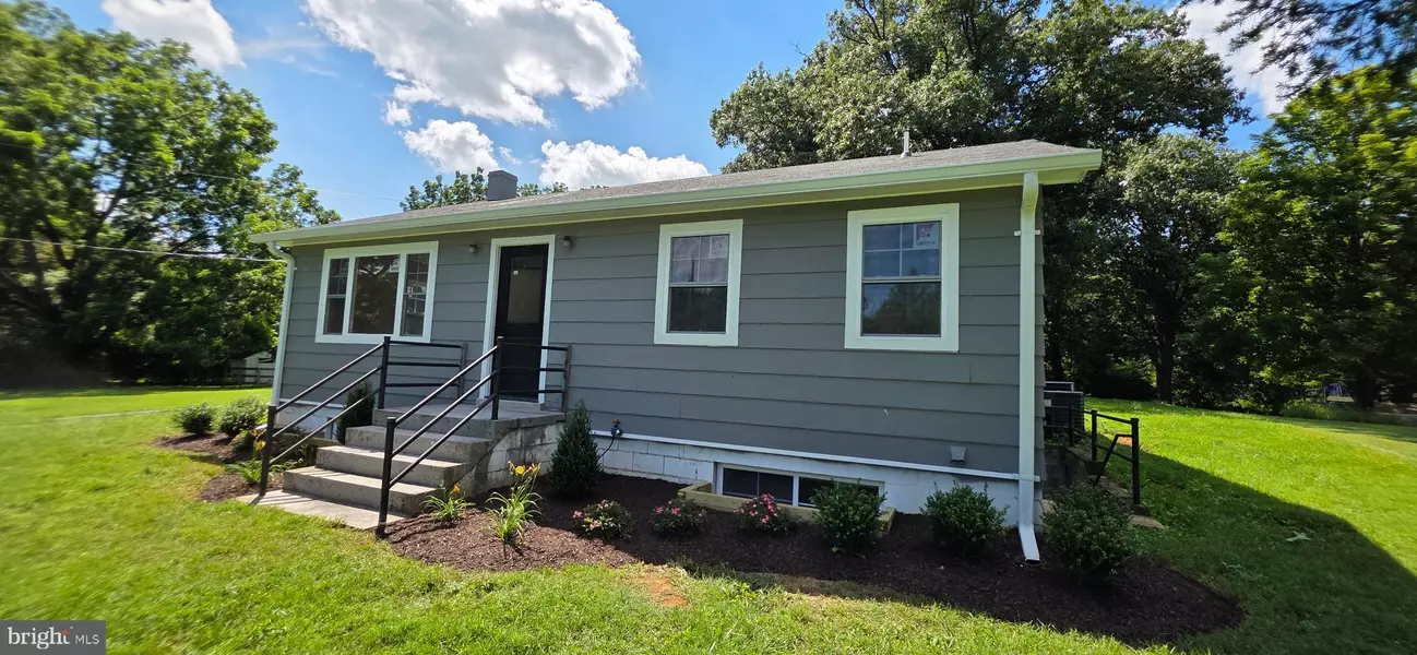 6866 LORD FAIRFAX HWY, Berryville, VA 22611