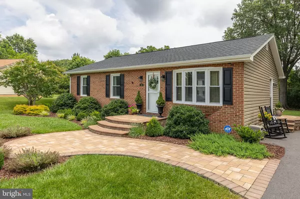 Stephens City, VA 22655,210 WYTHE AVE