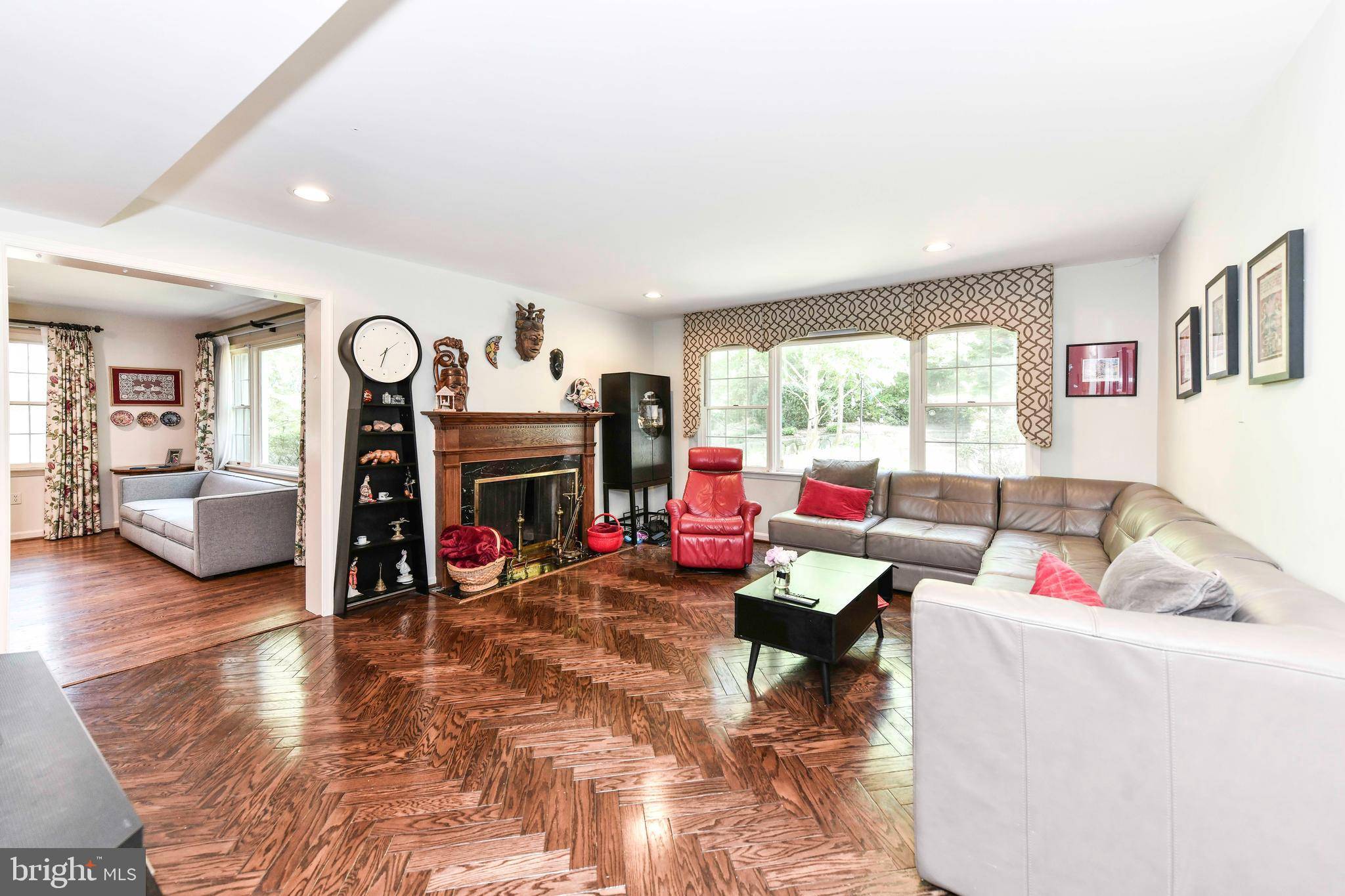 Arlington, VA 22207,5601 LITTLE FALLS RD
