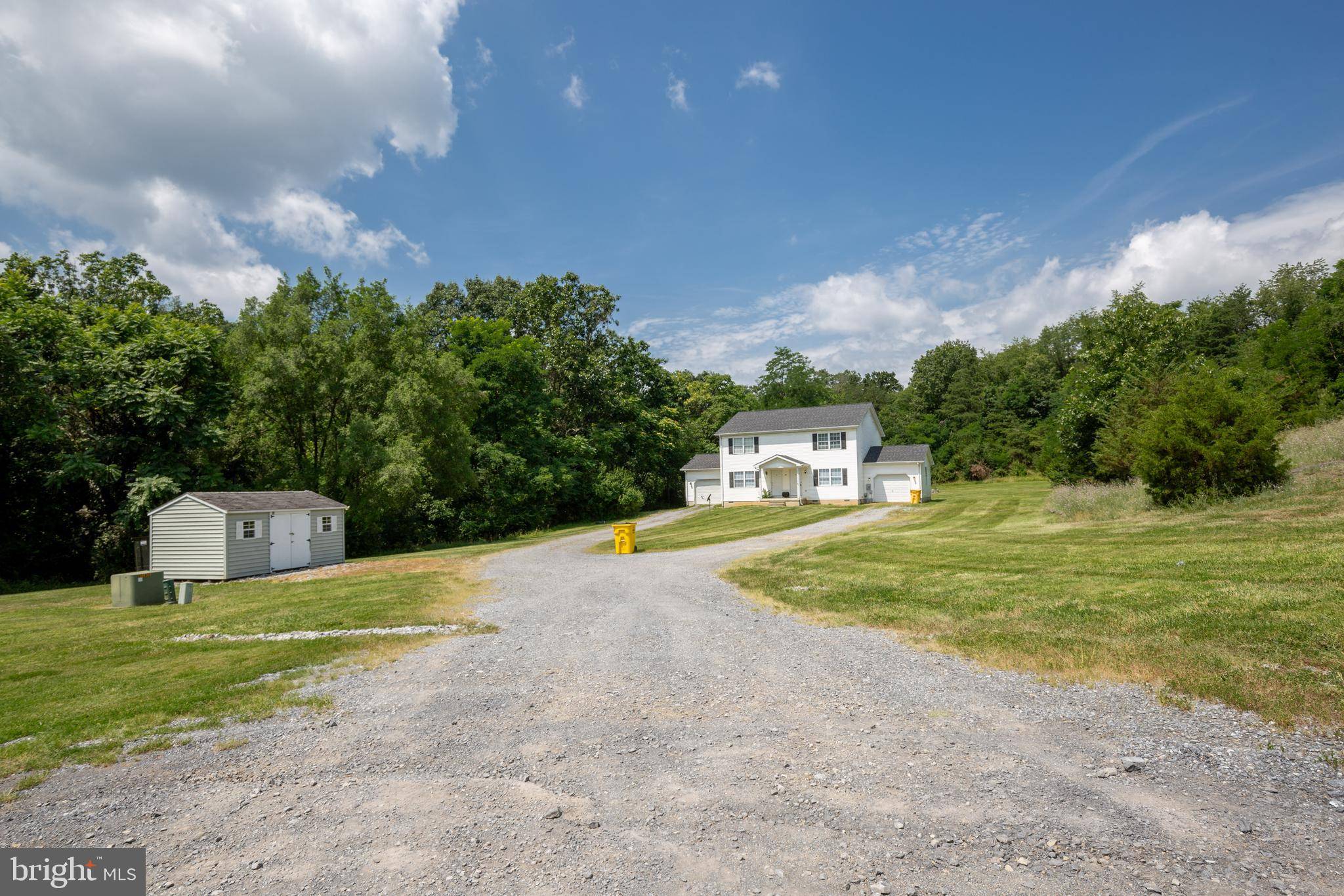Martinsburg, WV 25401,84 DOZER LANE #E