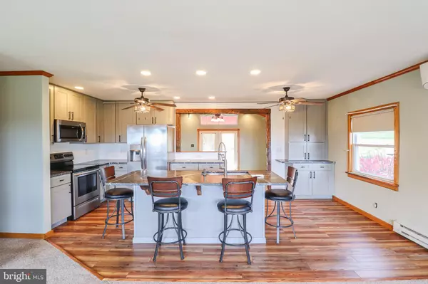 Mount Wolf, PA 17347,170 DONRENE