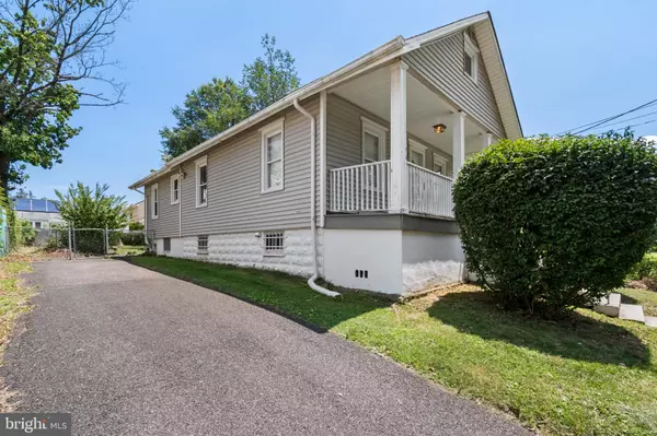 Maple Shade, NJ 08052,55 S CLINTON AVE