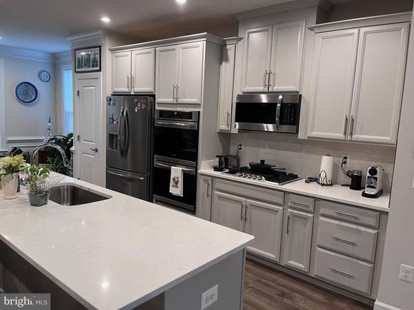 Haymarket, VA 20169,6039 CAMERONS FERRY DR