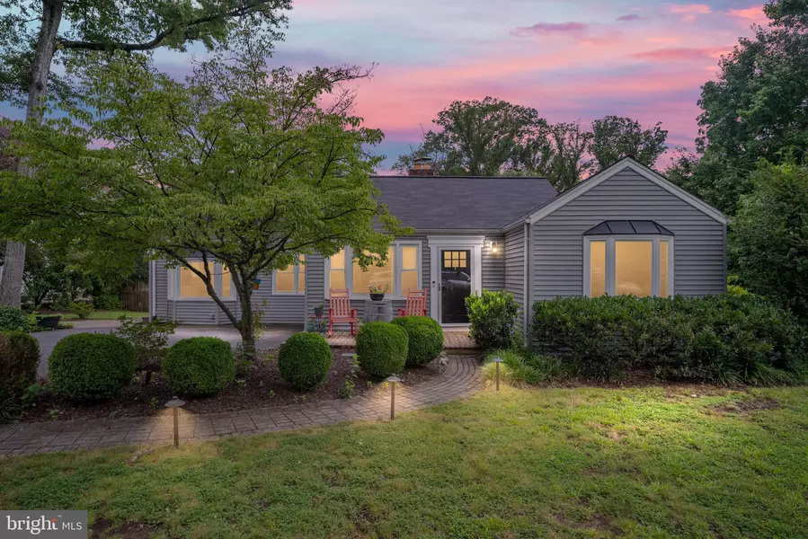 3801 WOODLEY DR, Alexandria, VA 22309
