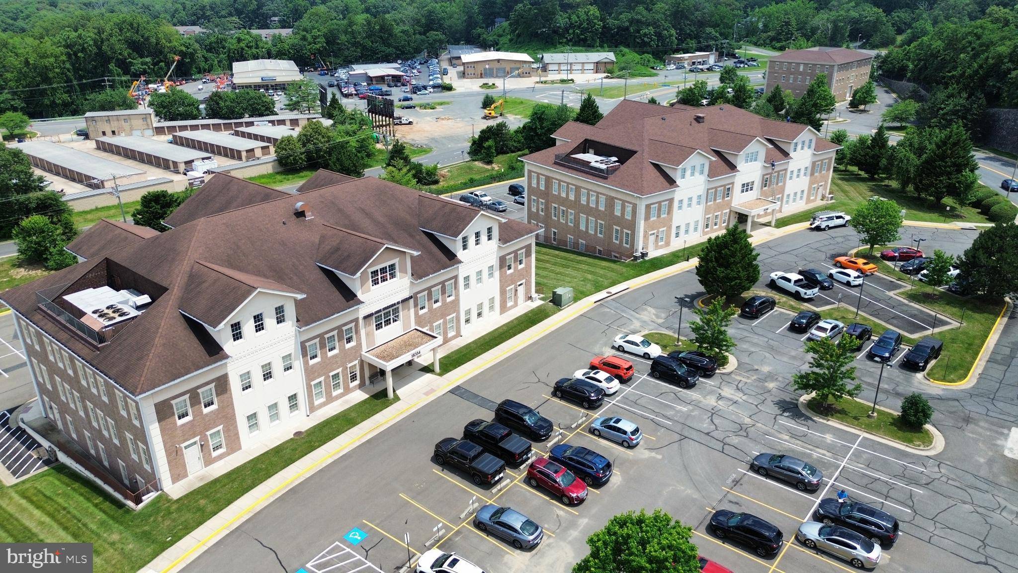 Triangle, VA 22172,18354 QUANTICO GATEWAY DR #400