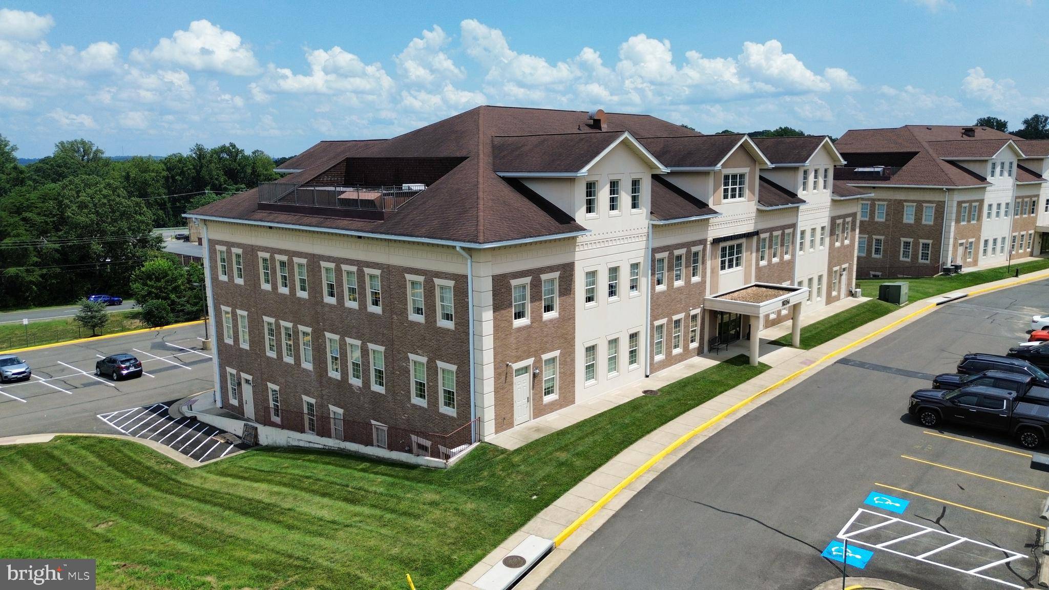 18354 QUANTICO GATEWAY DR #400, Triangle, VA 22172