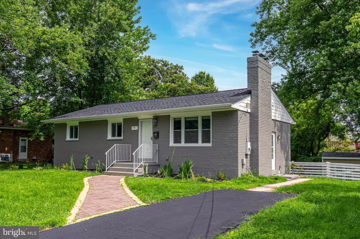 Fairfax, VA 22030,3911 EGAN DR