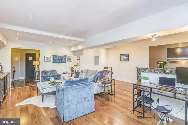 Washington, DC 20007,2500 Q ST NW #444