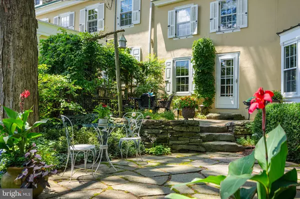 Doylestown, PA 18901,1 BARNES CT