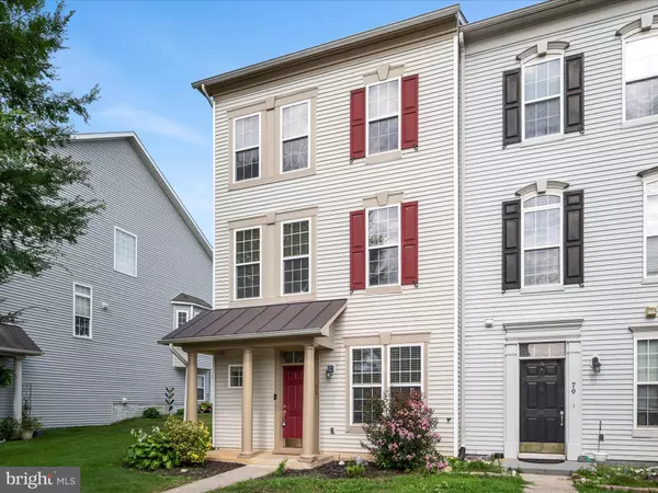 74 DAVIS ST, Charles Town, WV 25414