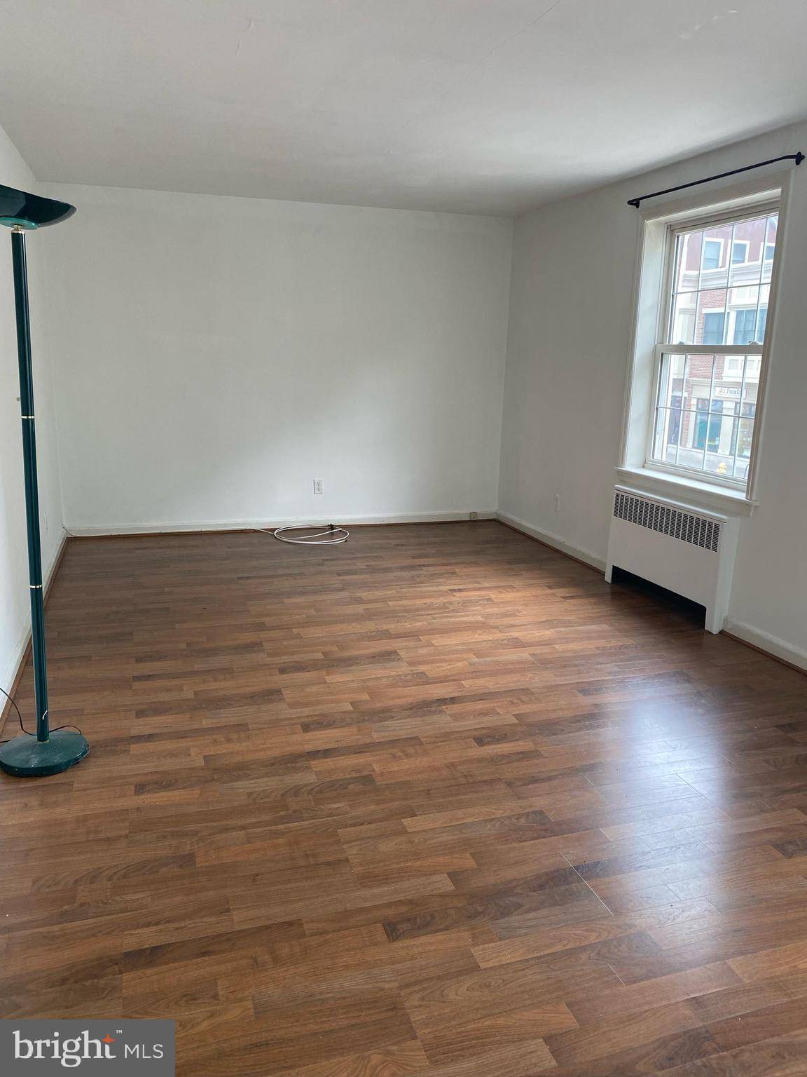 Collingswood, NJ 08108,611 HADDON AVE #B