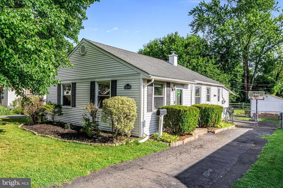 2644 FERNWOOD, Abington, PA 19001