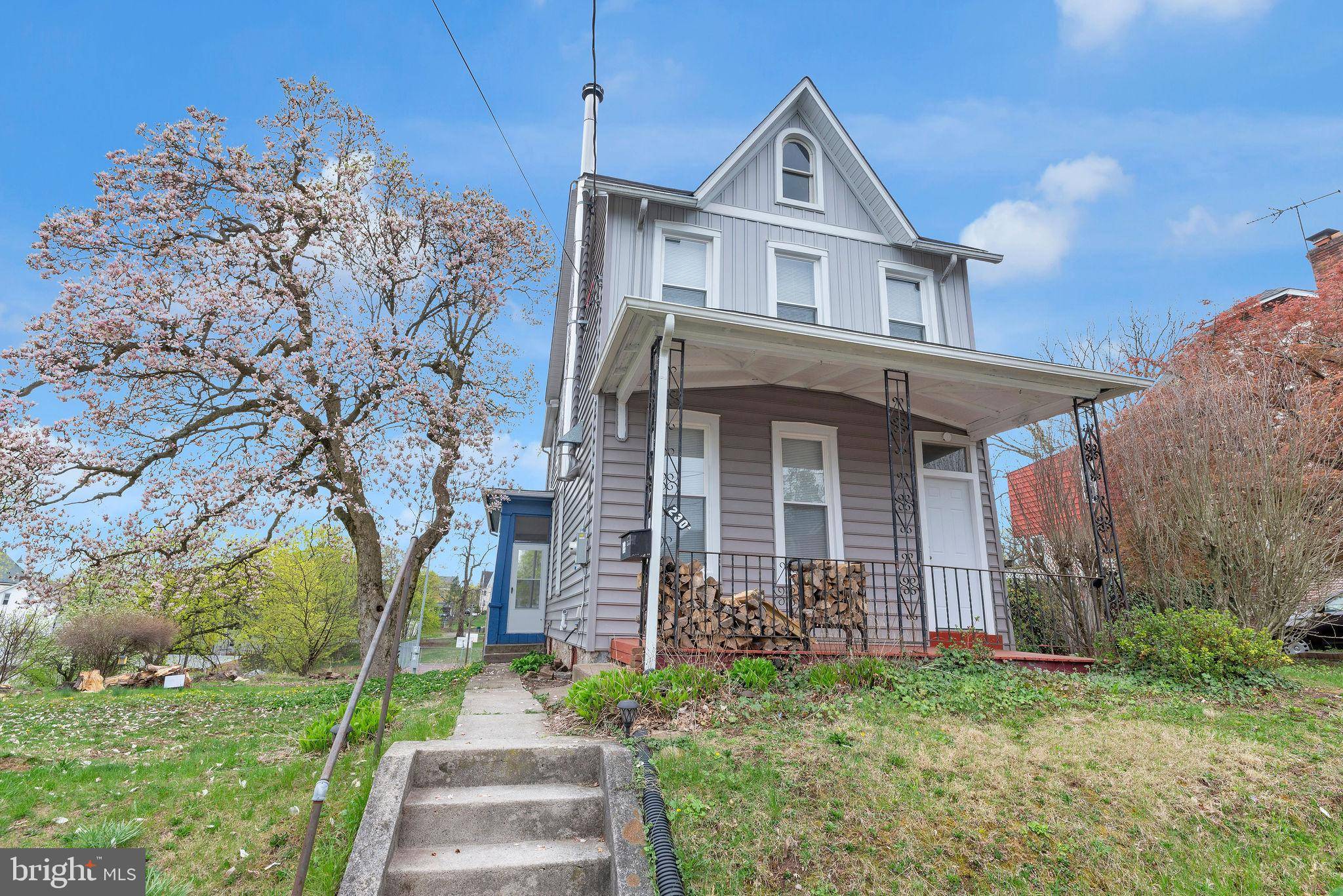 Spring City, PA 19475,230 BROAD ST