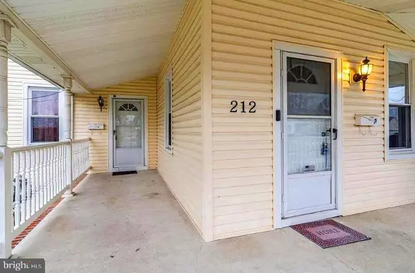 212 CHESTNUT ST #B, Delran, NJ 08075