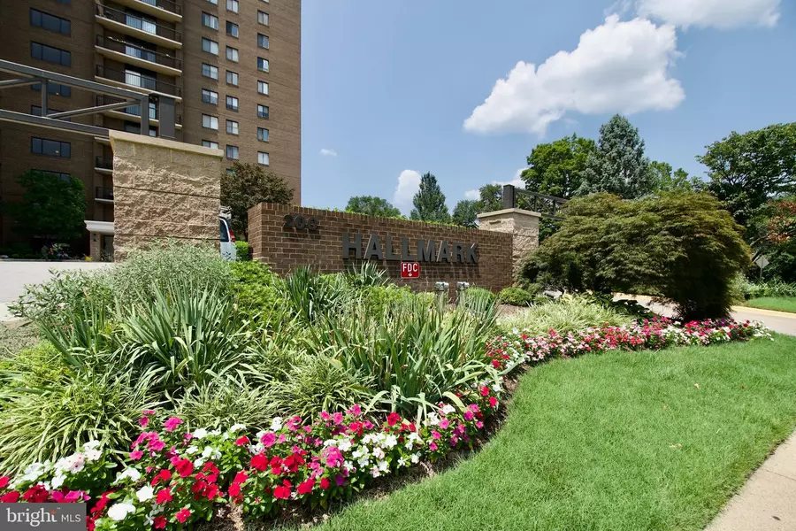 200 N PICKETT ST N #1513, Alexandria, VA 22304