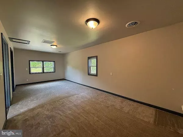 Springfield, WV 26763,114 BLUES ADDITION RD