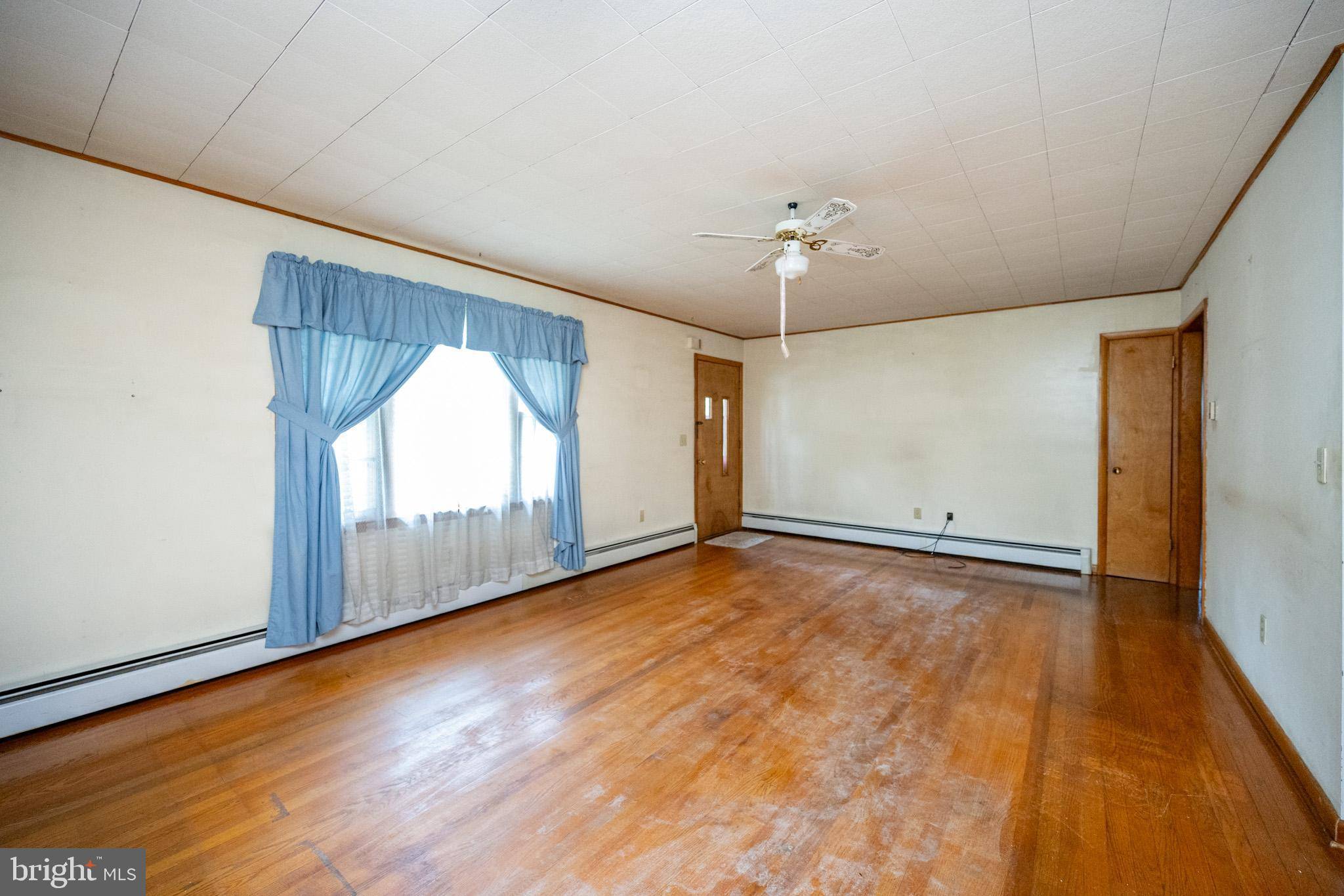 Oakland, MD 21550,723 E OAK ST