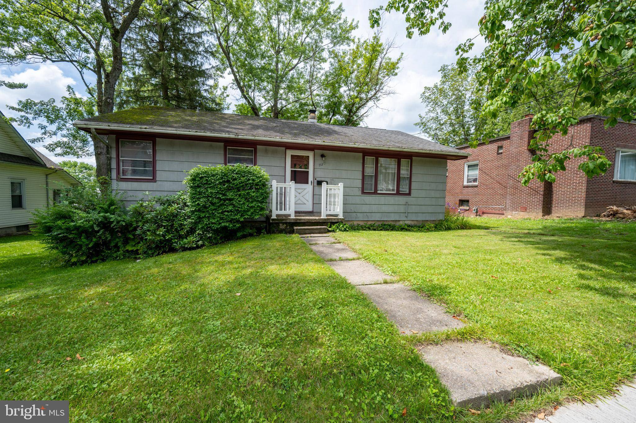 723 E OAK ST, Oakland, MD 21550