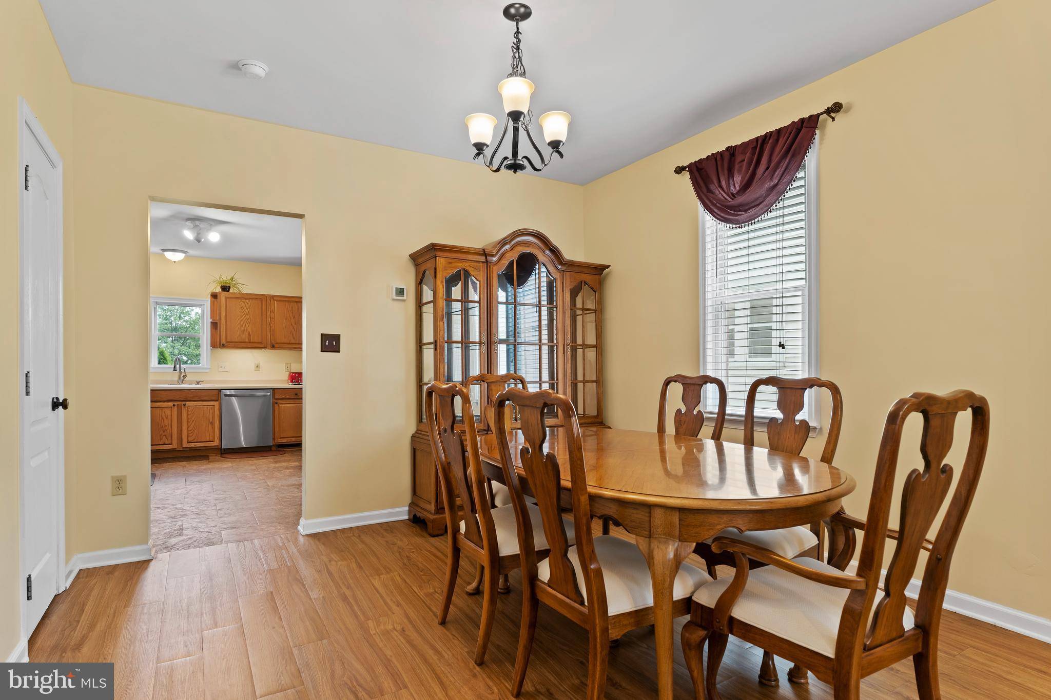 Carlisle, PA 17013,319 N COLLEGE ST